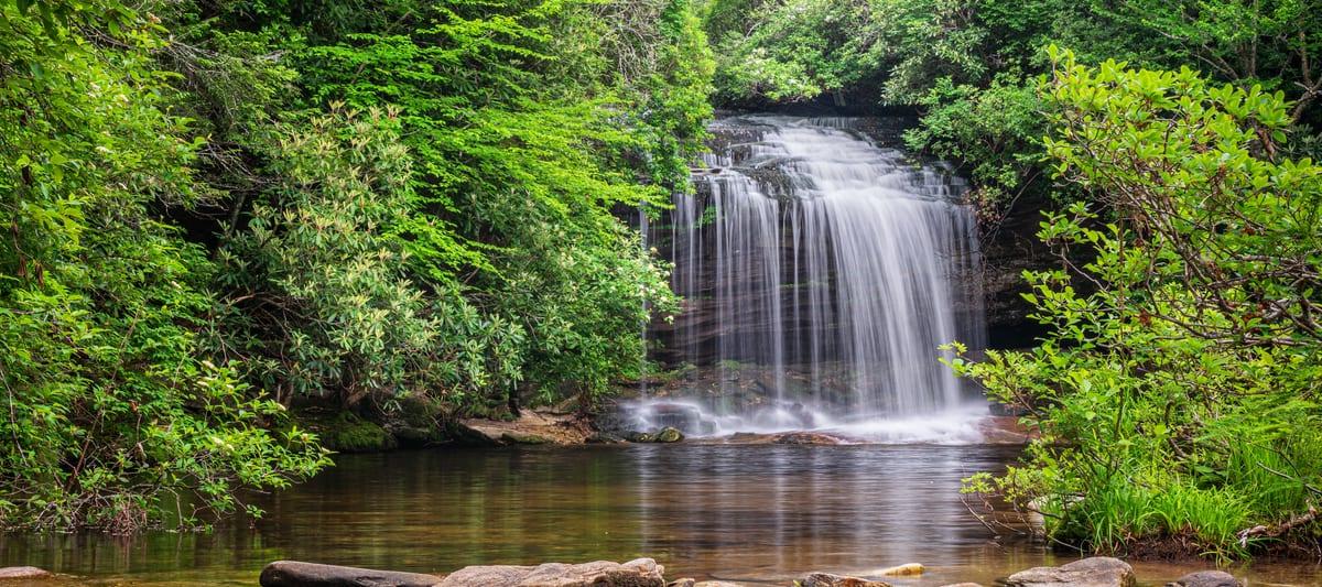 Schoolhouse Falls